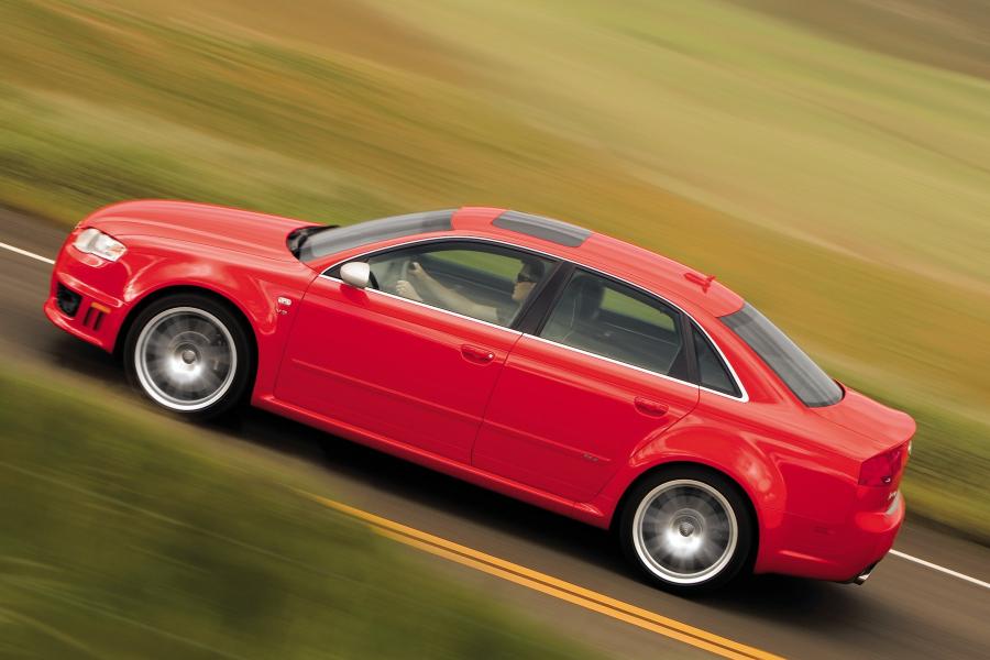  Audi RS4 Sedan (B7, 8E) 2005 года  (NA) (фото 4 из 15)